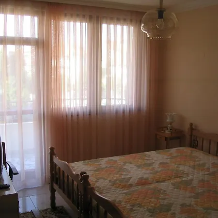 게스트하우스 Preslav 4*